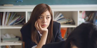 “Stop alle lezioni frontali, sono superate”