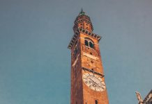 L’insegnante in pensione diventa una guida turistica