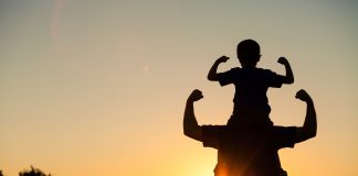 Tornano “mamma” e “papà” sul documento d’identità dei minori ed è polemica