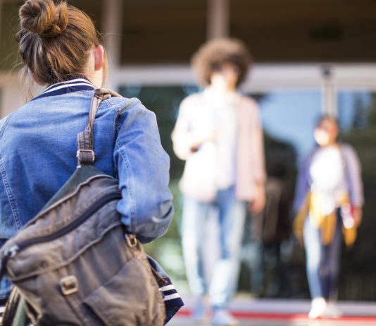 Cambio classe ad anno già iniziato: come farsi accettare nel gruppo?