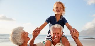 I consigli per combattere l’ansia quando i bimbi sono in vacanza dai nonni